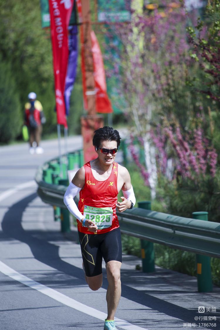 正在上传... 234dd7c91b40c7b62d008ca461cf2b6a.jpg