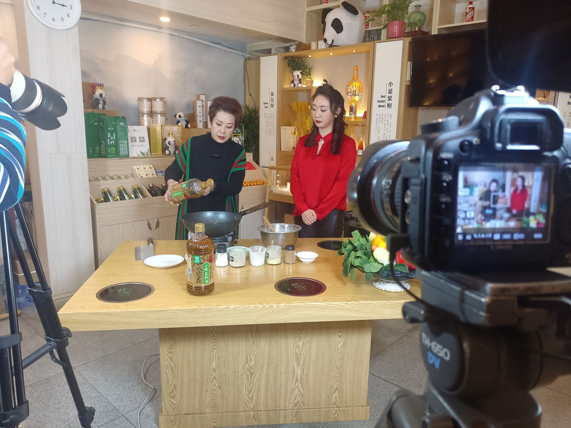 正在上传... 711c601b950d890f7f70c3df9dc6596a.jpeg