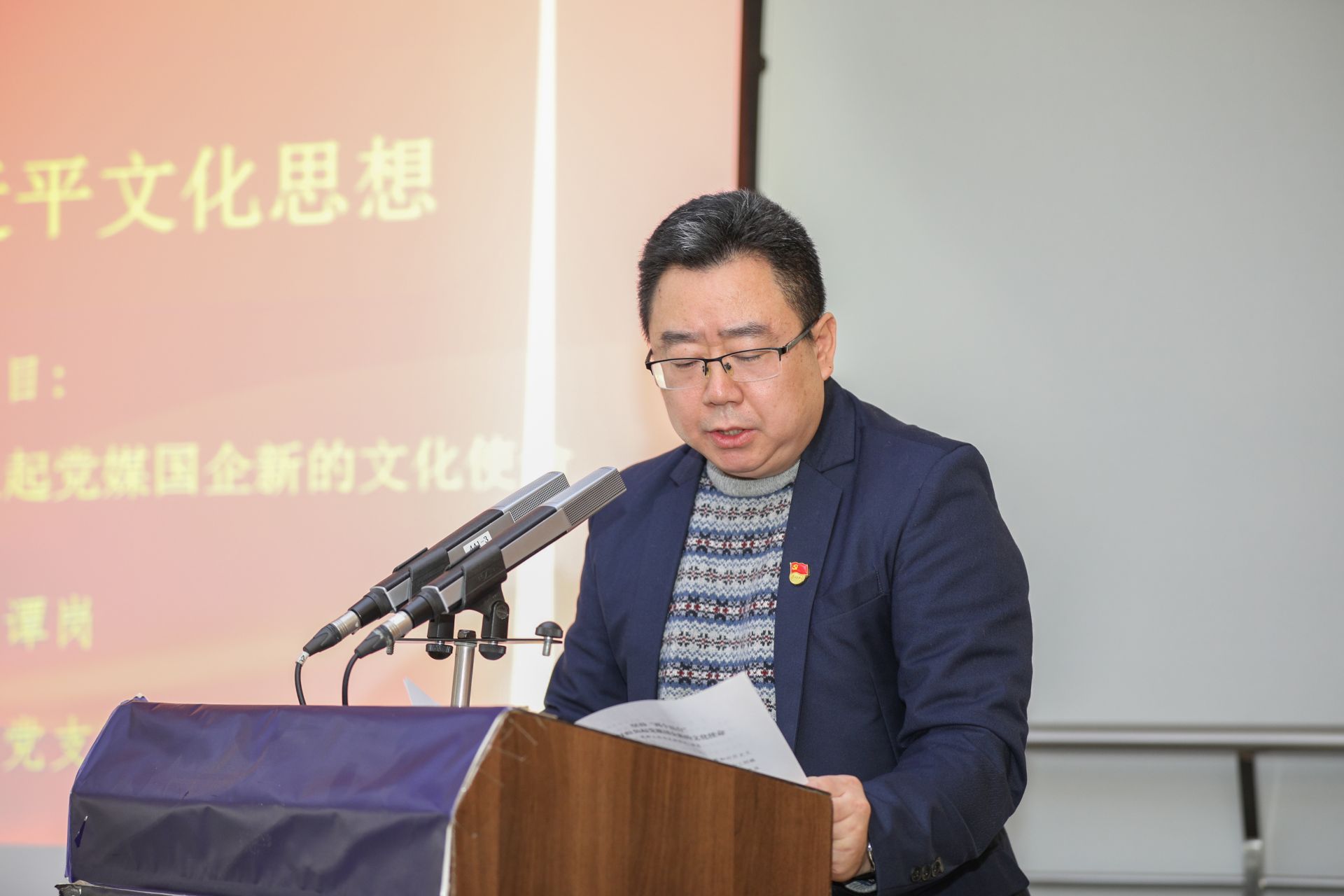 正在上传... c7fd0766f3127760a3c067d8c2c2cdd0.jpeg