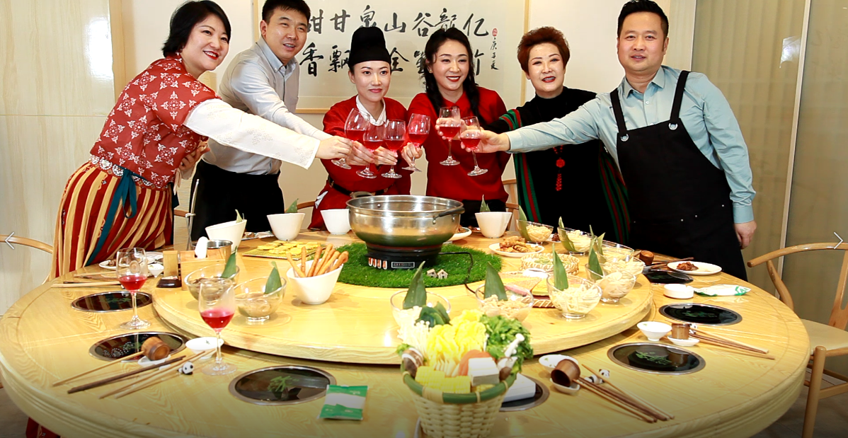 正在上传... e60118e402478c560c432467a4f0470e.png